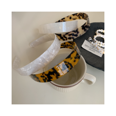 French classic and stylish wide acetate amber leopard print headband, non-slip toothed headband, glo
