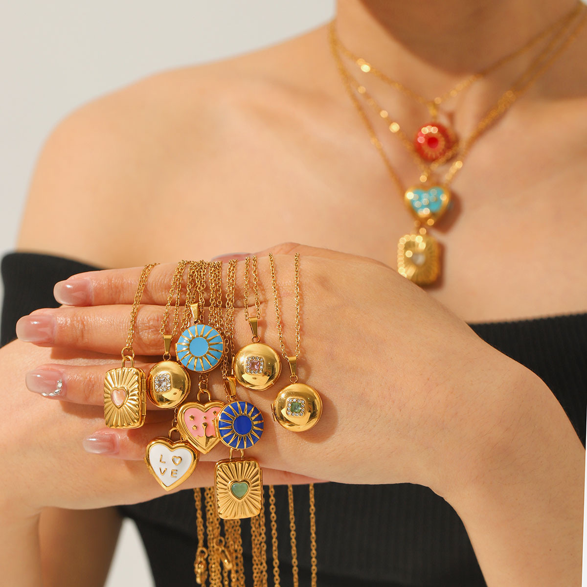 18k Gold-Plated Stainless Steel Necklace1