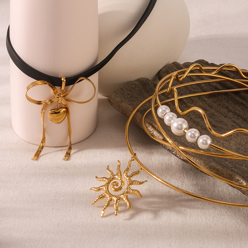 18k Gold-Plated Stainless Steel Necklace3